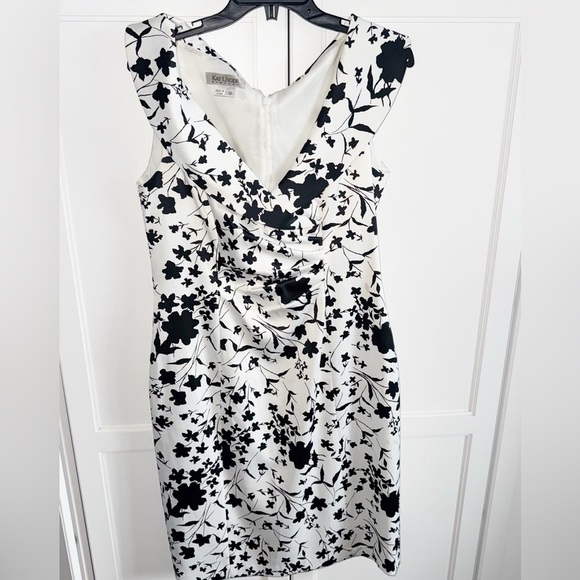 Kay Unger Satin Sleeveless Sheath Floral Black/ White Dress Portrait Collar 12 - Picture 2 of 11